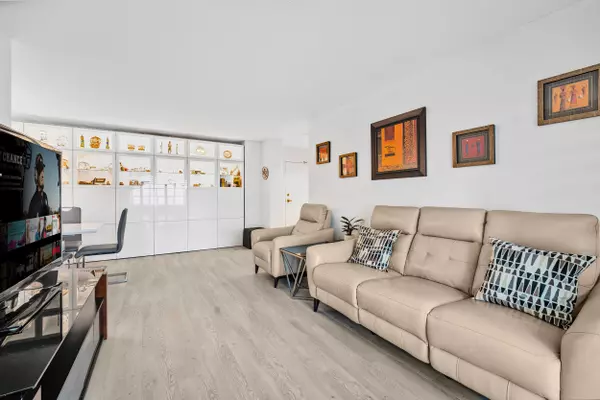 Brampton, ON L6V 4A4,30 Malta AVE #1101