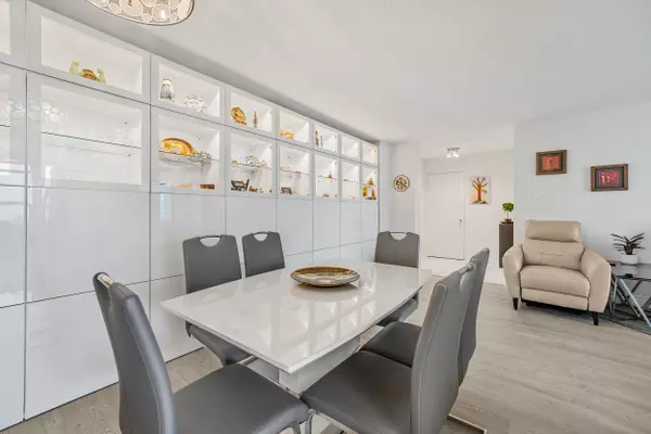 Brampton, ON L6V 4A4,30 Malta AVE #1101