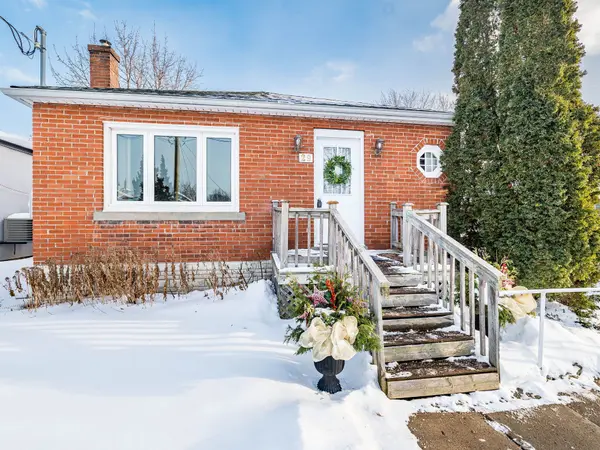 Brampton, ON L6V 1K2,29 Woodward AVE SE