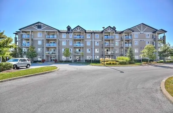 Welland, ON L3C 7B3,330 PRINCE CHARLES DR S #1417