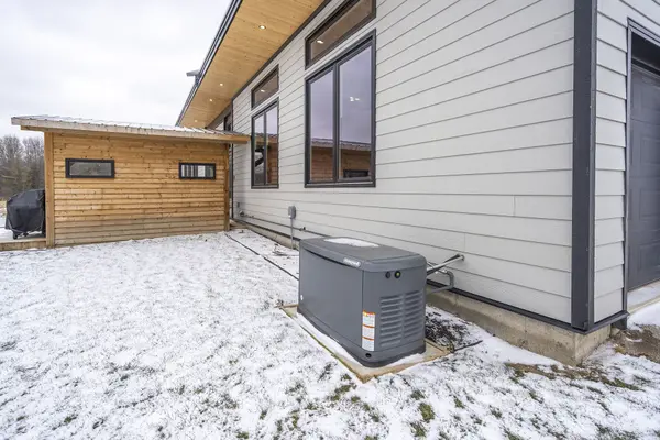 South-west Oxford, ON N0L 1C0,143273 Hawkins RD W