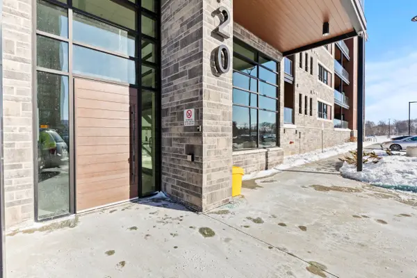 120 Summersides BLVD #103, Pelham, ON L0S 1E1