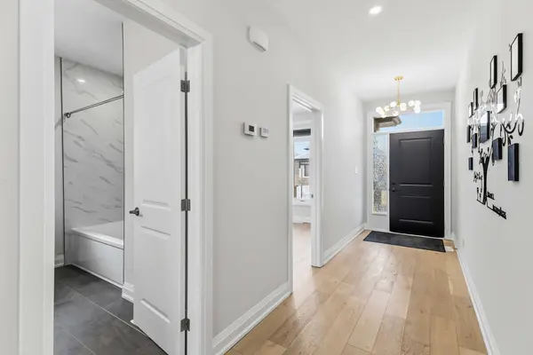 Middlesex Centre, ON N0L 1R0,383 Daventry WAY #22