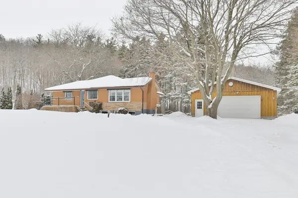 Quinte West, ON K0K 2C0,556 Rosebush RD