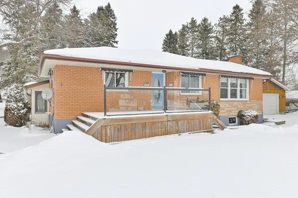 Quinte West, ON K0K 2C0,556 Rosebush RD