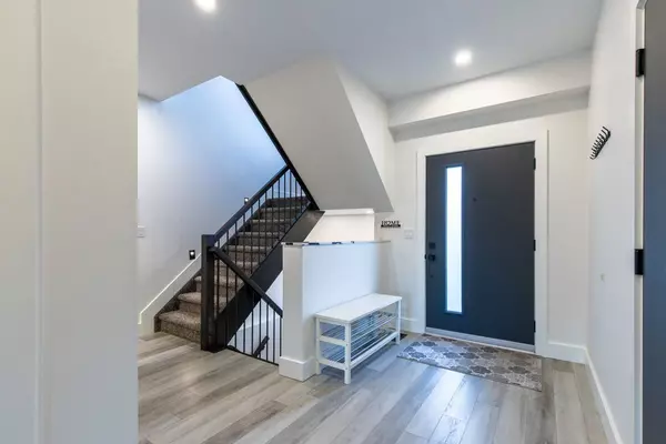 Port Colborne, ON L3K 5V1,36 Page ST