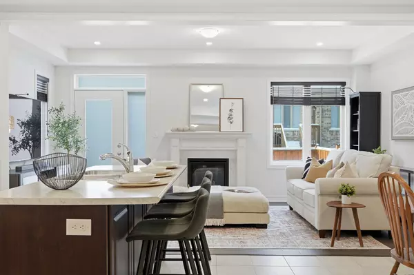 Hamilton, ON L8B 1X7,33 Mountain Heights PL