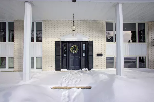 Minto, ON N0G 2P0,675 Prospect ST