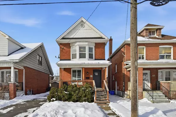 Hamilton, ON L8L 7K7,43 Belview AVE