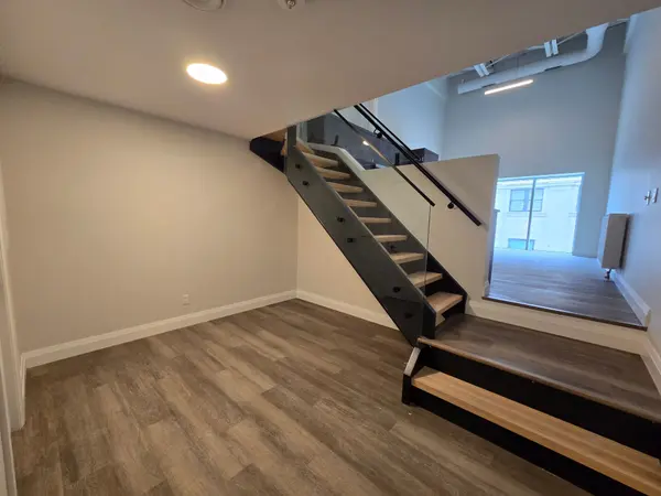 Belleville, ON K8N 2Z6,241 Front ST #206