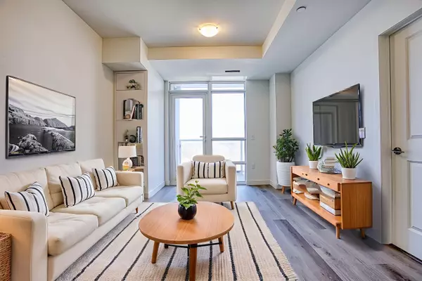 461 Green RD #411, Hamilton, ON L8E 5B4