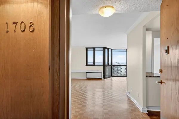 Britannia Heights - Queensway Terrace N And Area, ON K2B 8M5,2871 Richmond RD #1708