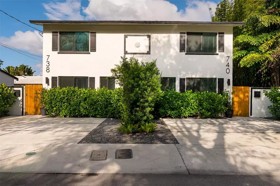 738 NE 17th Ave, Fort Lauderdale, FL 33304