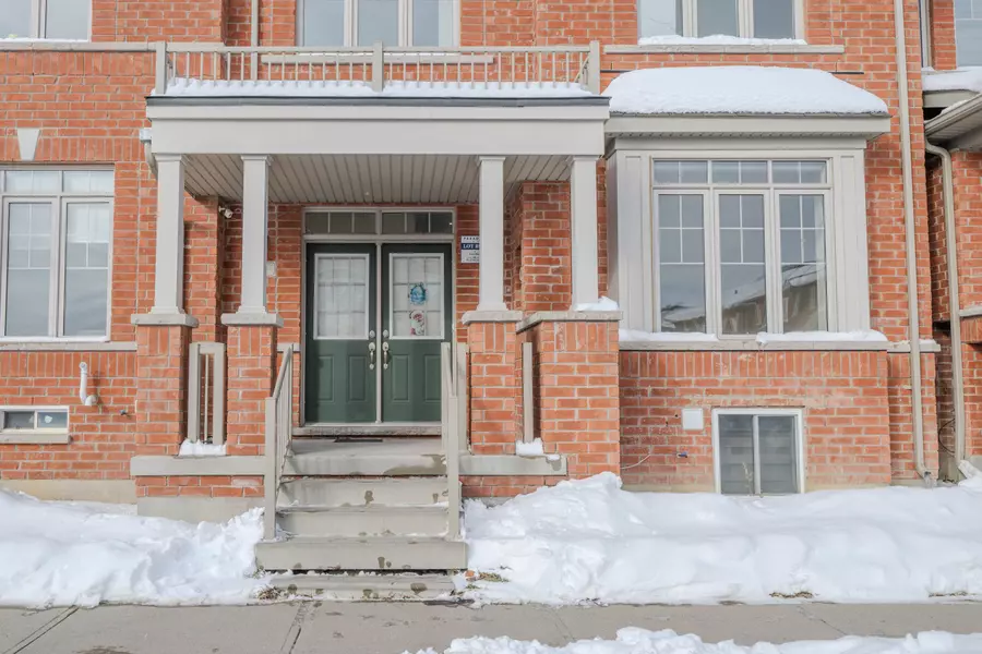 4 Primo RD, Brampton, ON L7A 3Y1