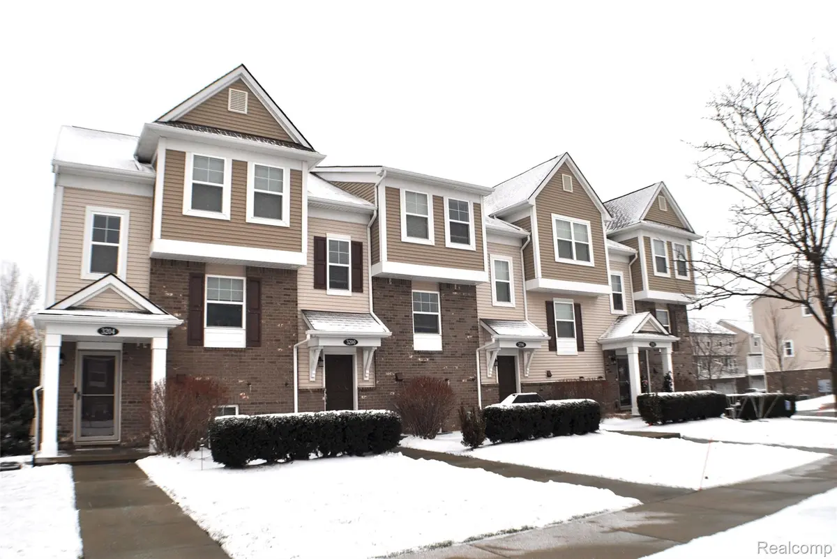 Wixom, MI 48393,3204 Johanna Ware W #13