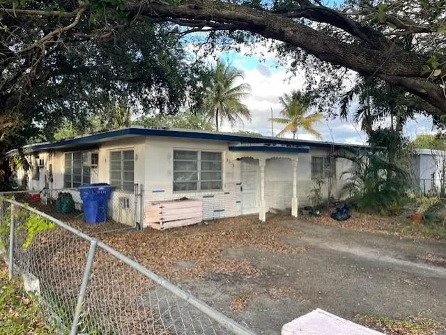 Hollywood, FL 33024,6309 Hayes St