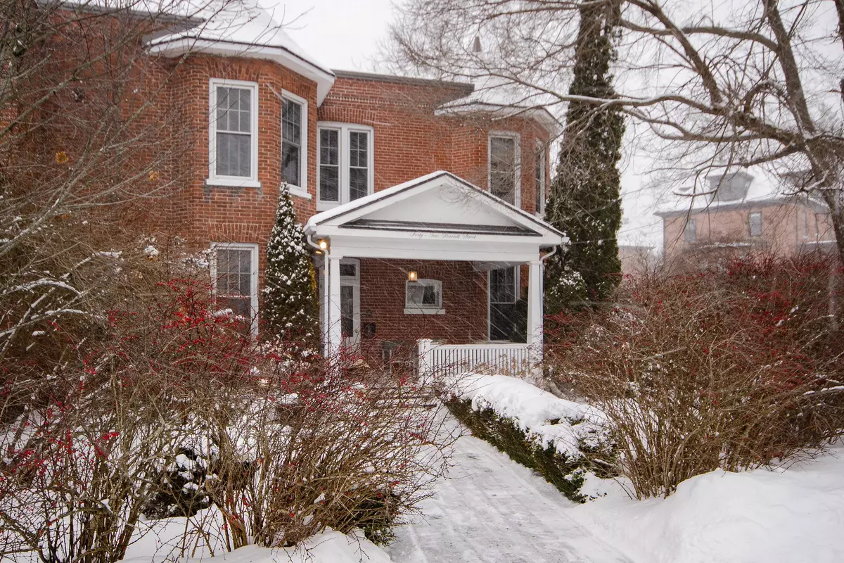 Port Hope, ON L1A 1M7,42 Barrett ST