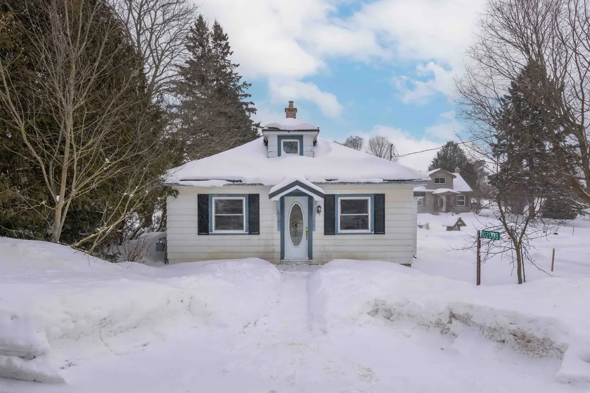 Georgian Bluffs, ON N4K 5N5,102008 Grey Road 5 RD