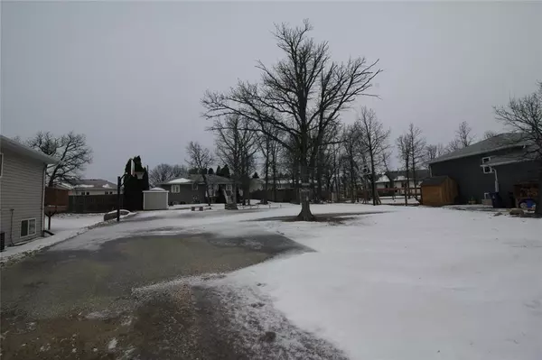 Grunthal, MB R0A 0R0,160 GREENTREE DR