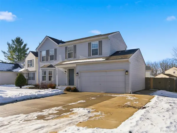 Waterford, MI 48329,2746 Riverside DR