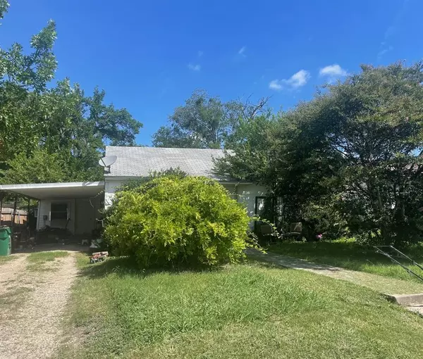 Mart, TX 76664,1509 E Texas Avenue