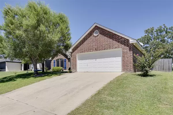 Maypearl, TX 76064,119 Chambers Creek Circle