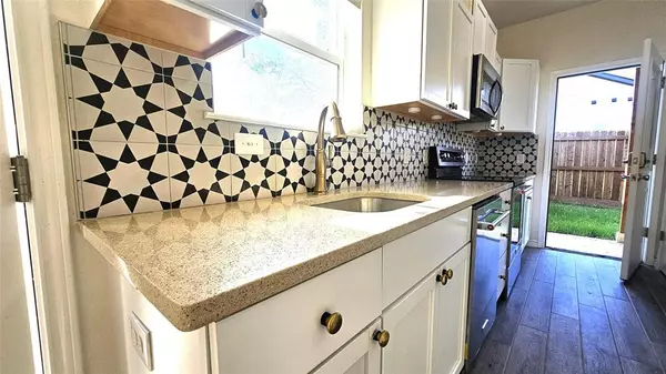 Denton, TX 76209,1405 E Sherman Drive #ADU