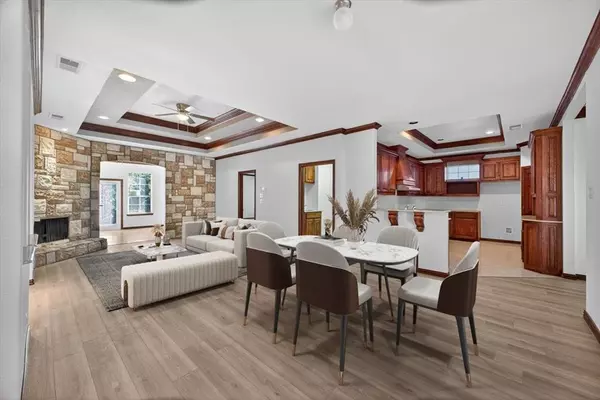 Dallas, TX 75211,3532 W Jefferson Boulevard