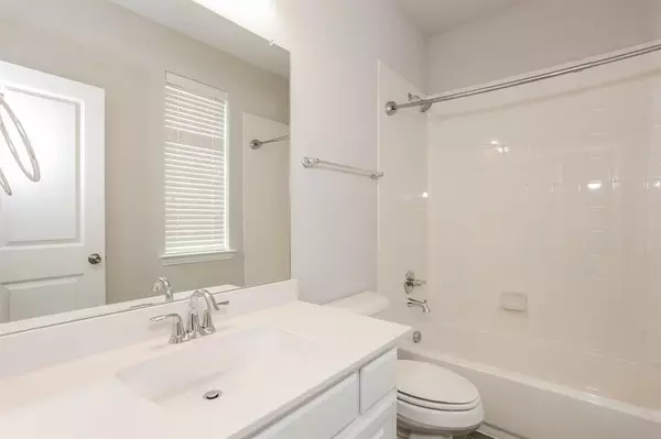 The Colony, TX 75056,120 Knight of Realm Blvd