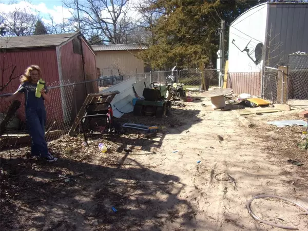 Murchison, TX 75778,140 Rosebud Lane