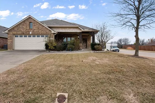 1200 Thicket Drive, Mansfield, TX 76063
