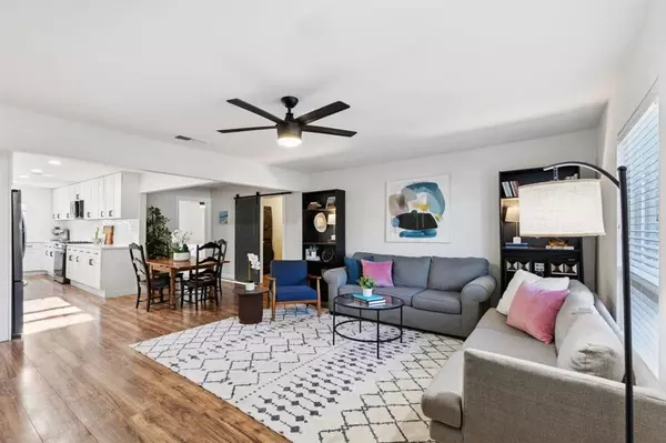 Dallas, TX 75218,1237 Fuller