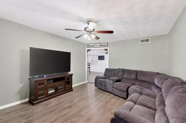 Dallas, TX 75217,426 Alcorn Avenue