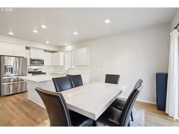 3737 SW REDFERN AVE, Gresham, OR 97080