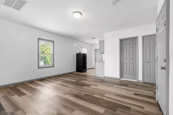 Montclair Twp., NJ 07042,143 Valley Rd Unit 2L #2L