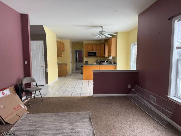 39 Canterbury Ln, Mansfield Twp., NJ 07840