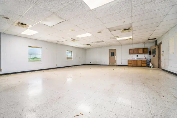 111 Day DR, Three Rivers City, MI 49093