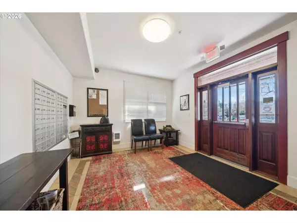 Portland, OR 97220,400 NE 100TH AVE #406