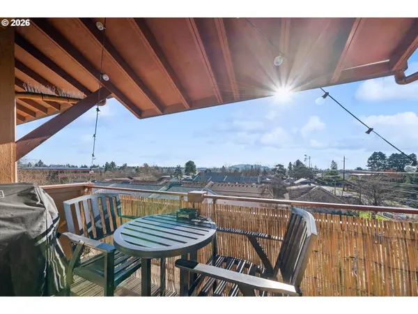 400 NE 100TH AVE #406, Portland, OR 97220