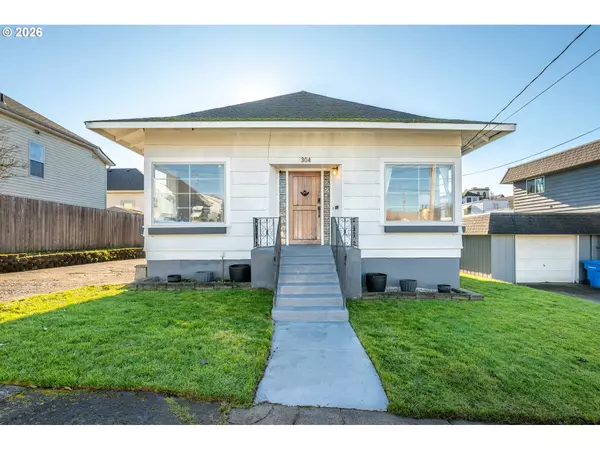 304 CRAWFORD ST, Kelso, WA 98626