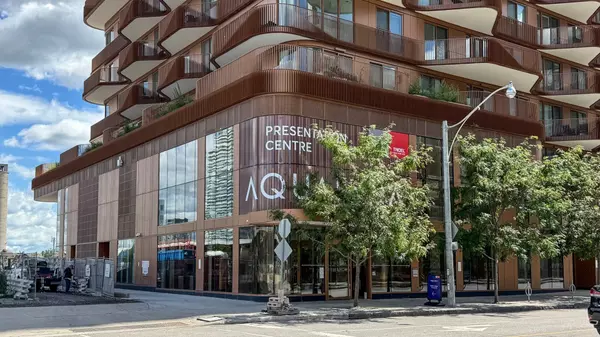 Toronto C08, ON M5A 0Y4,155 Merchants' Wharf N/A #LPH22