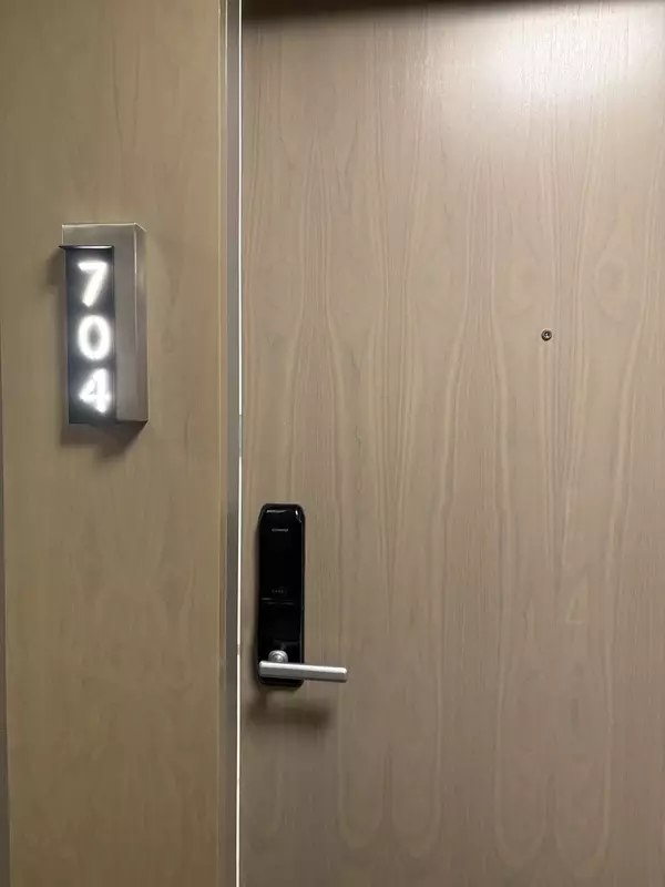 Toronto C08, ON M4W 0B2,575 Bloor ST E #704