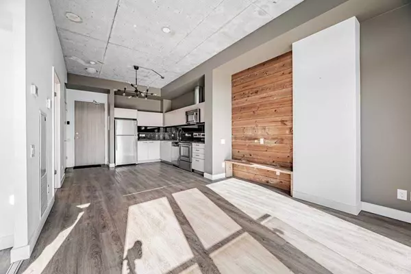 Toronto C08, ON M5A 0E3,70 Distillery LN #217