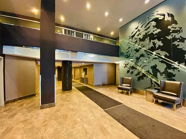 Toronto C01, ON M6K 3R3,75 E Liberty ST #2319