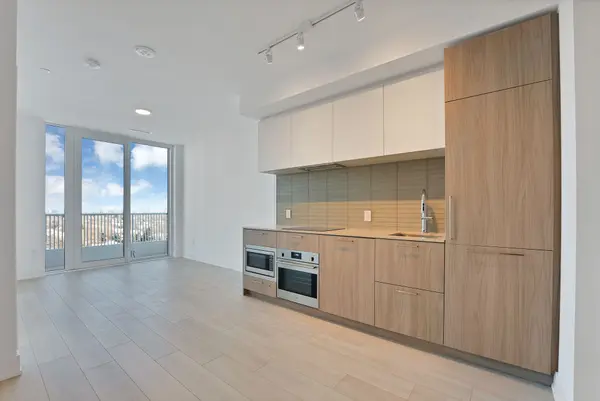 Toronto C14, ON M2M 4P9,36 Olive AVE #1108