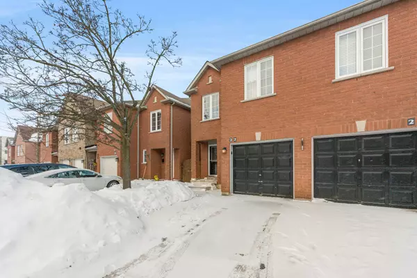 Pickering, ON L1V 6W4,1995 Pinegrove AVE #22