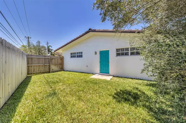 Pompano Beach, FL 33062,3213 Dover Rd