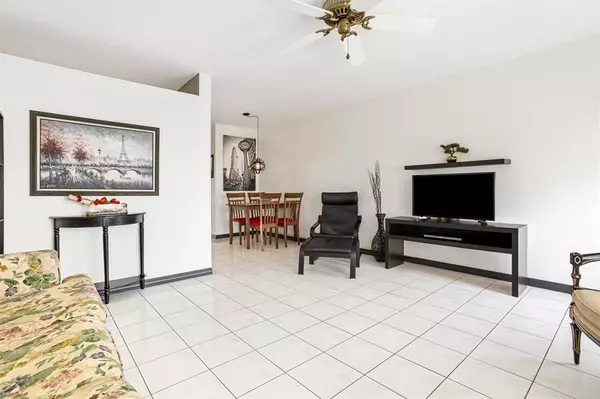 Miami, FL 33162,15600 NE 6th Ave #26B