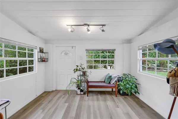 Fort Lauderdale, FL 33315,421 SW 12th Ct