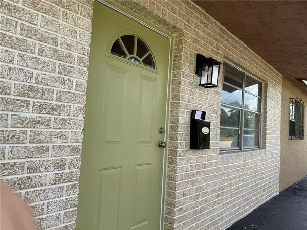 Oakland Park, FL 33334,602 NE 38th St